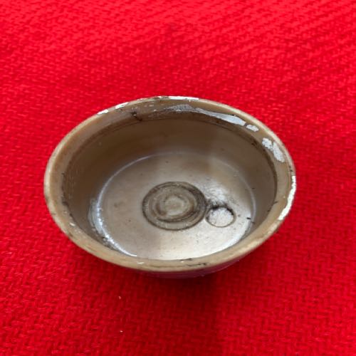Hub cap white plastic 1 1/2' ID