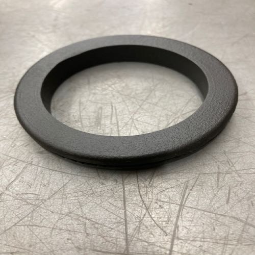 Grommet