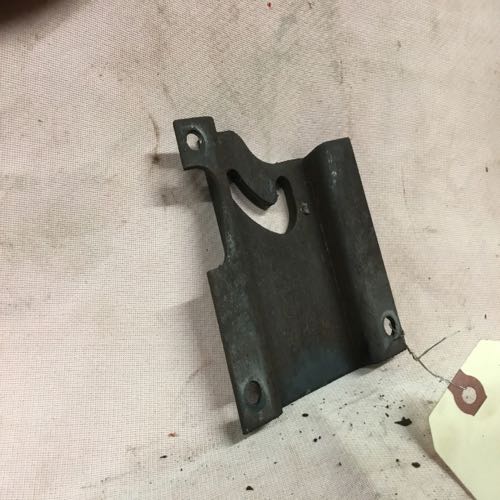 Latch bracket