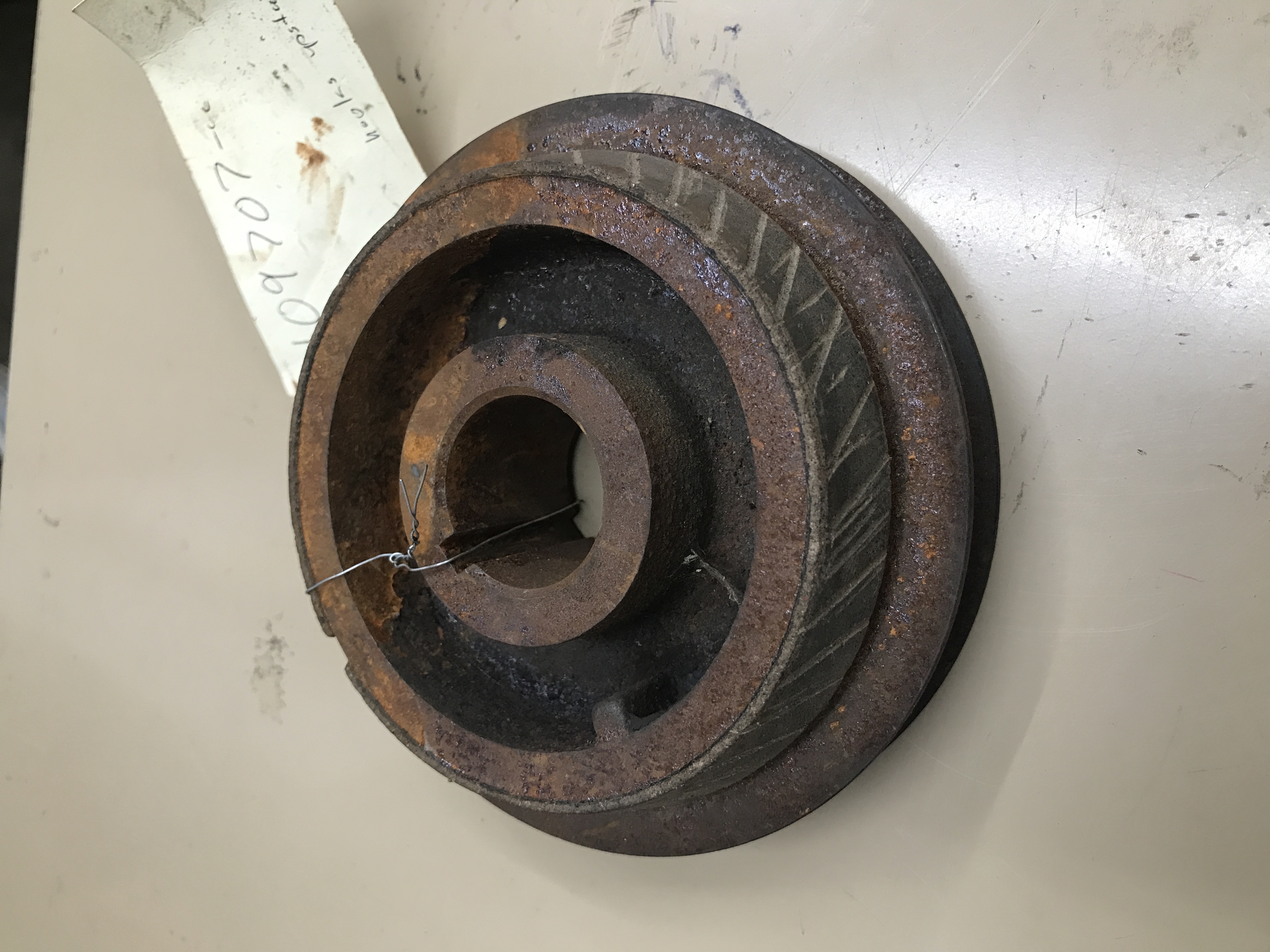 Engine pulley C-195 with clutch facing