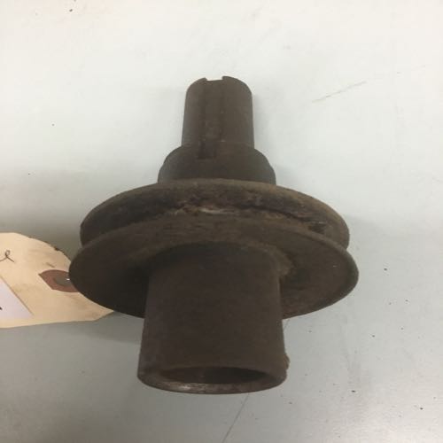Engine pulley with shaft