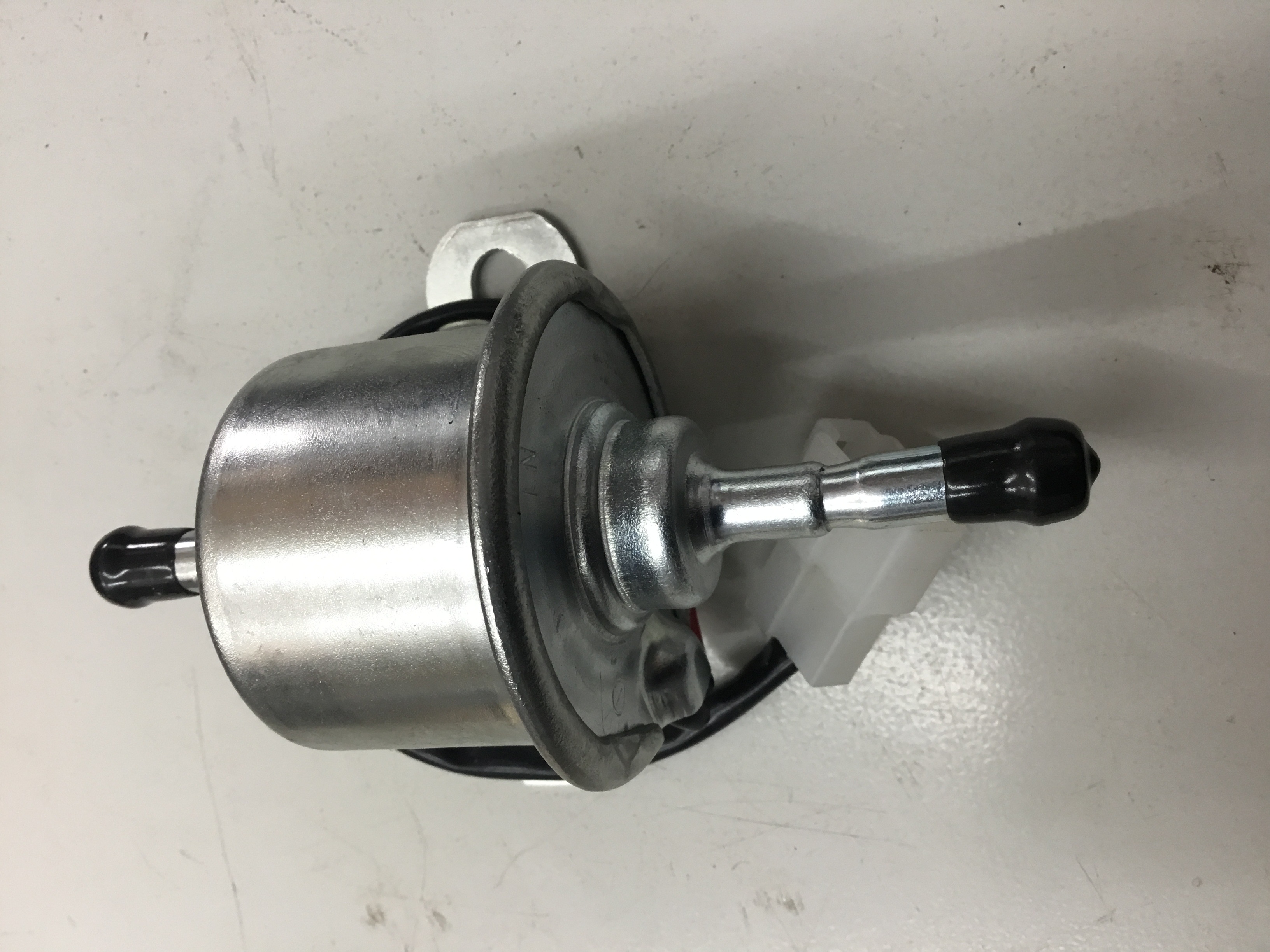 Fuel Pump Kubota R1401-51352