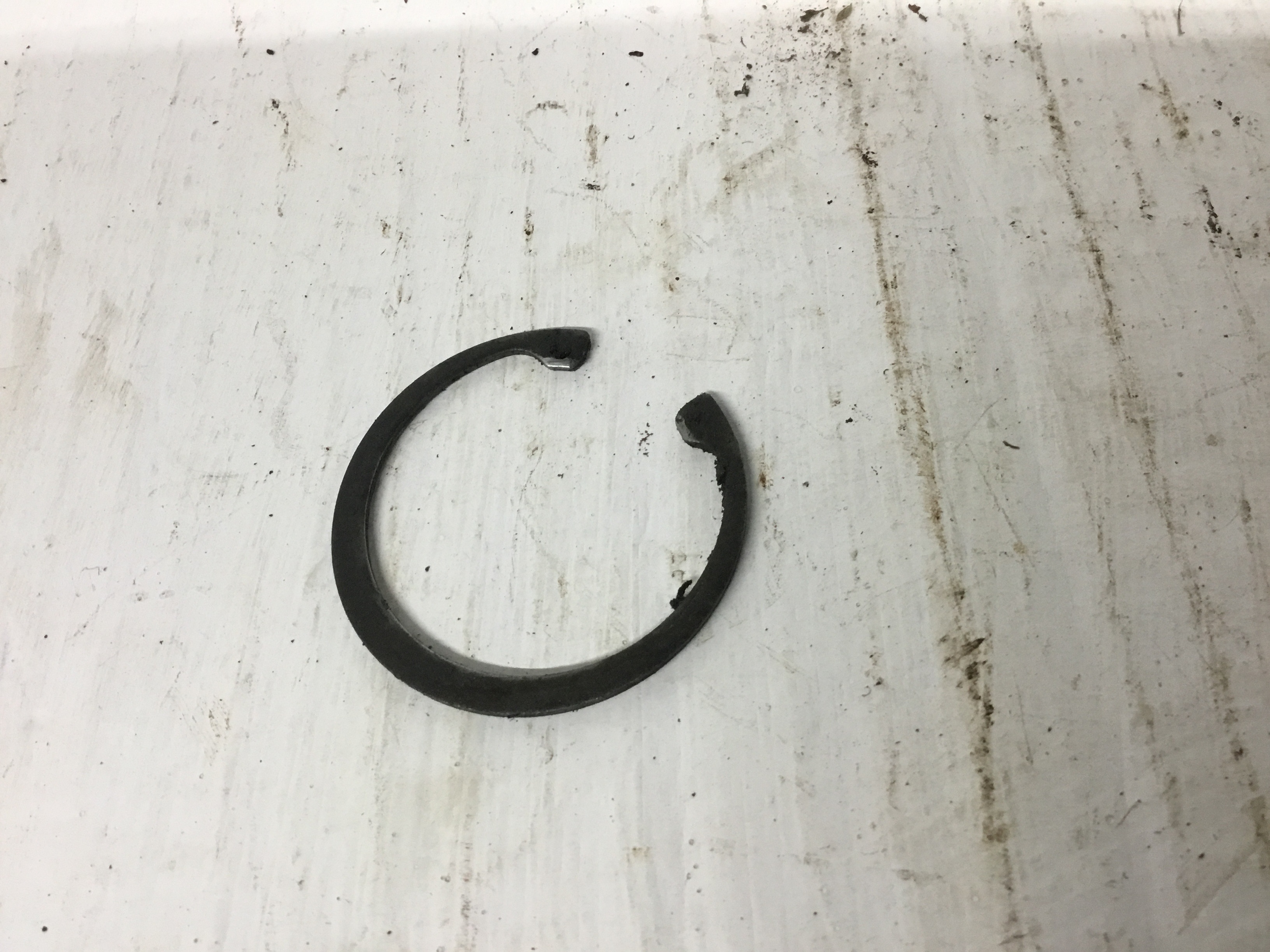 Ring retaining