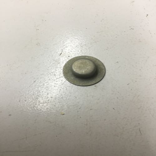 Retainer push nut