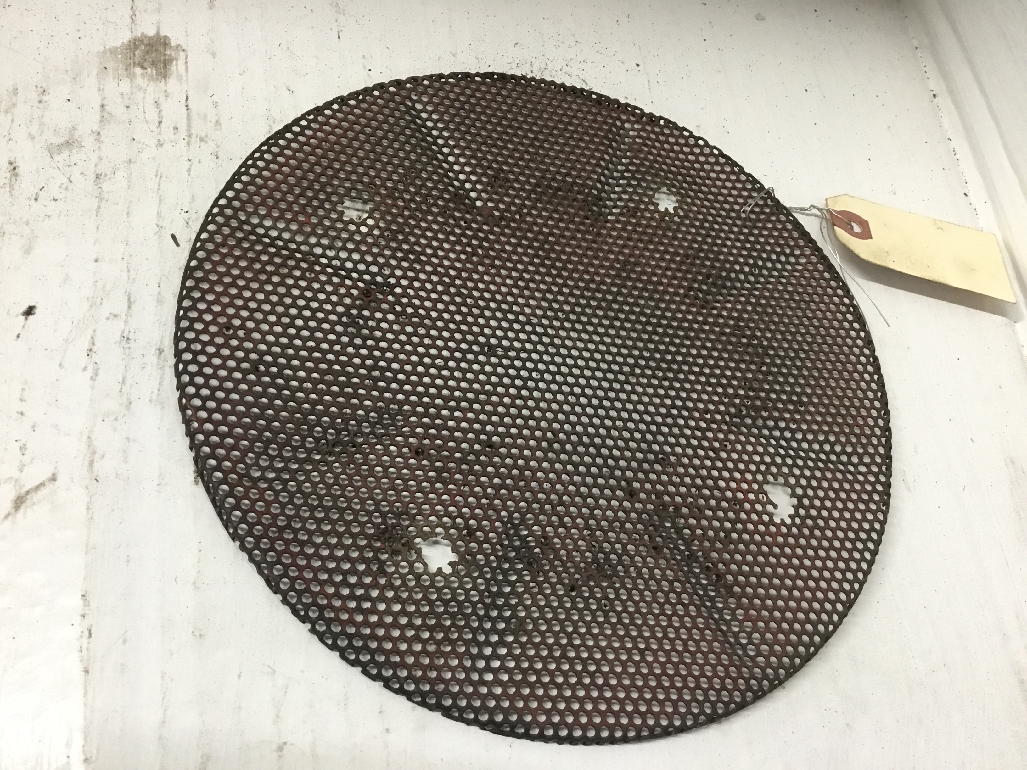Screen (small holes in screen) 3/32 holes