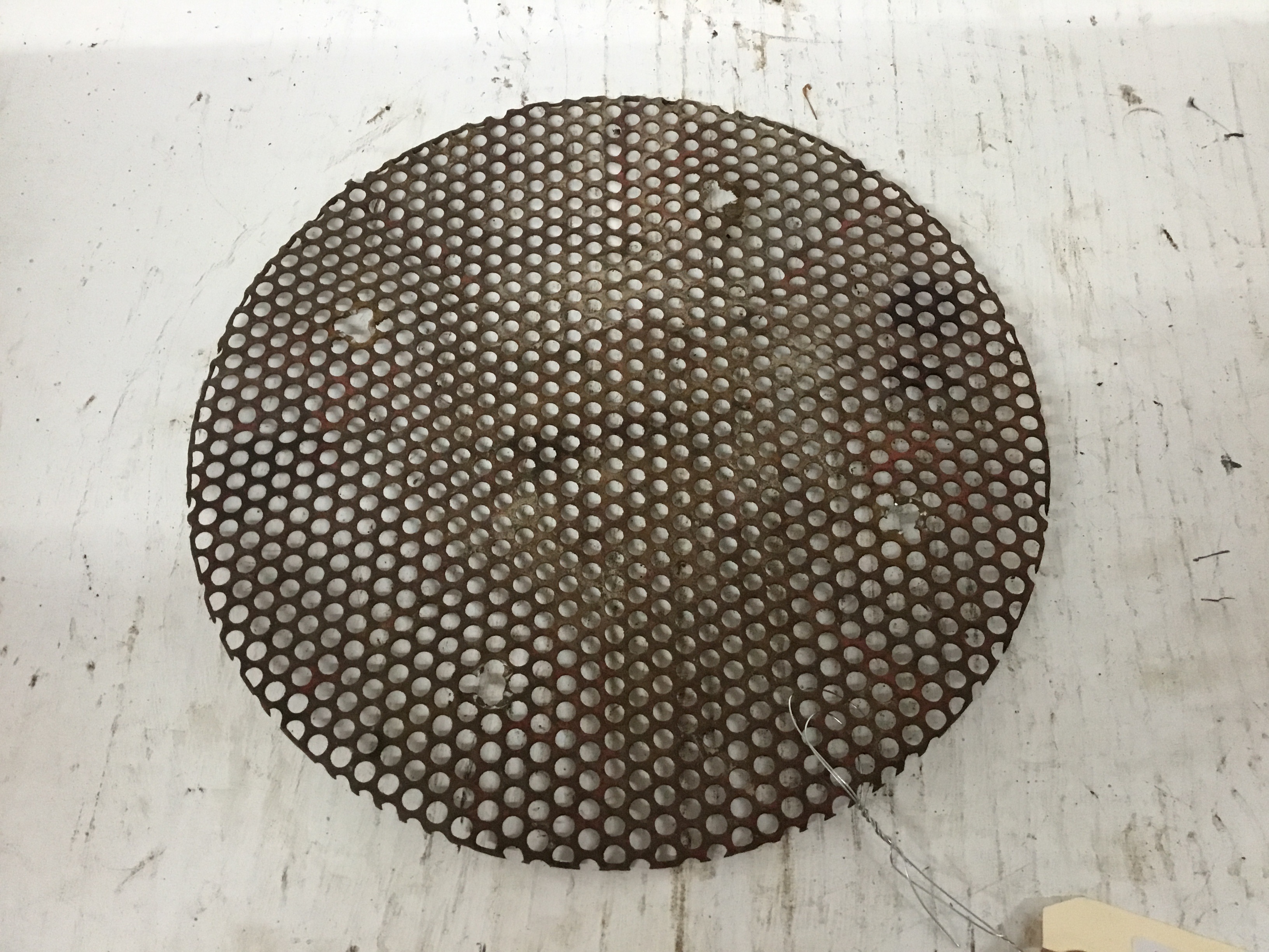 Screen (large holes in screen) 3/16' holes  47 755 22-S-L-U,47 755 22-S-S-U