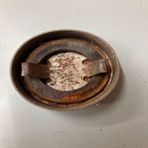 Fuel cap