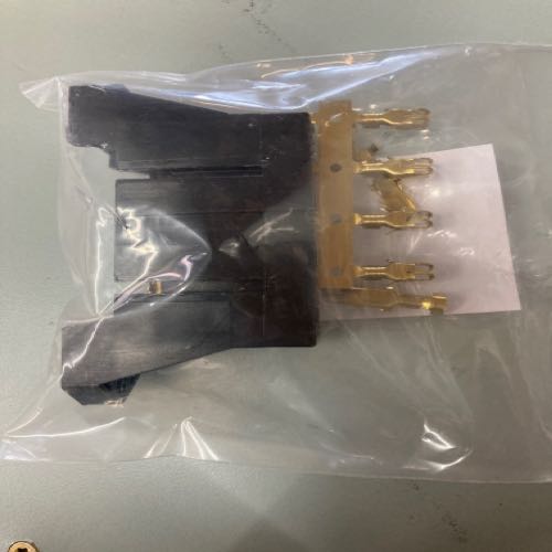 Fuse block holder 4 way with new terminals  67-7160REPAIR,AM108846,7389520,